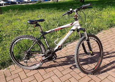 Bici MTB Bottecchia FX 520, una mountain bike 26 "