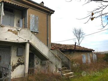 Rustico da ristutturare