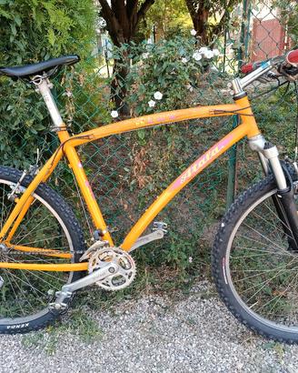 bici MTB con ruote da 26 