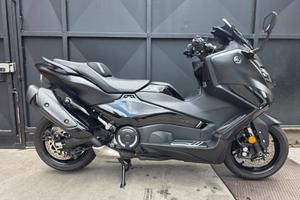 Yamaha T Max 560 Base