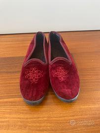 Pantofole bordeaux in velluto