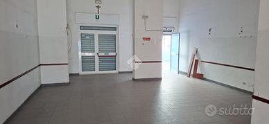 NEGOZIO A BARLETTA
