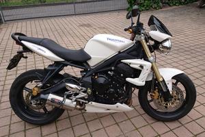 Street Triple 675
