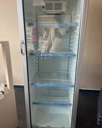 Frigo a colonna da bar