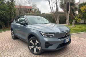 Volvo XC40 elettrica