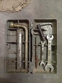 attrezzi cerchione e borchia fiat 600