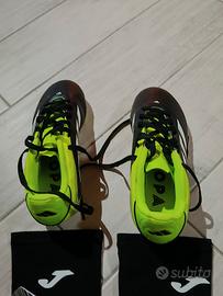 SCARPE DA CALCIO BAMBINO PIU' PARASTINCHI E CALZE