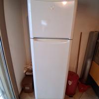 Frigorifero Indesit Graffiti