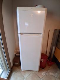 Frigorifero Indesit Graffiti