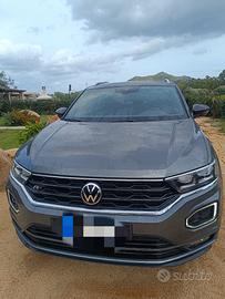 T ROC R Line cambio automatico 