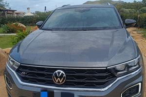 T ROC R Line cambio automatico 