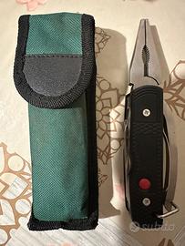 Utensile multiuso pieghevole con fodero