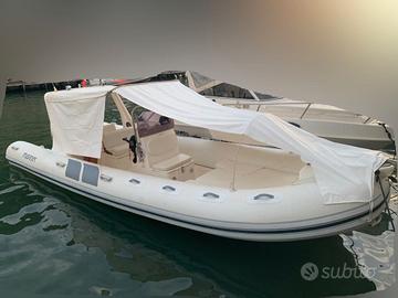 Mariner 750 CVR +Honda 225 HP