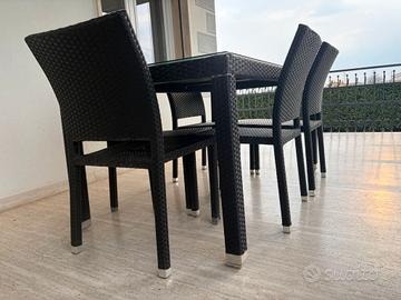 tavolo in rattan con vetro da giardino con 5 sedie