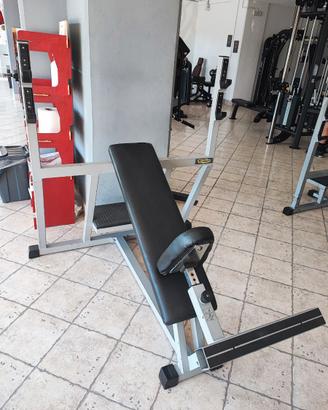 panca inclinata technogym