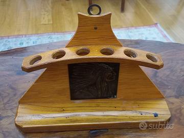 Portapipe in legno 6 posti con effigie pellerossa.