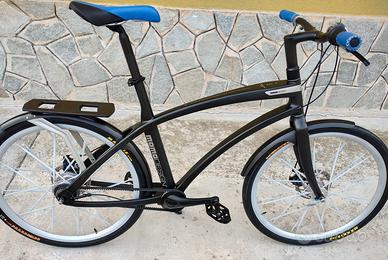 Bici in carbonio Momo Design 