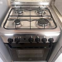 Cucina Indesit piccola gas forno elettrico