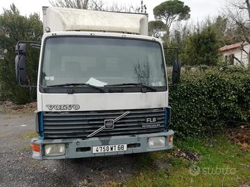 CAMION VOLVO 4750 WT 68