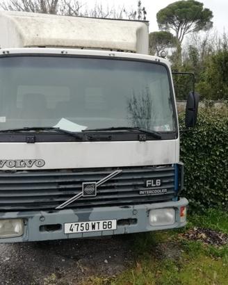CAMION VOLVO 4750 WT 68