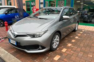 Toyota Auris ts
