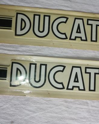adesivi ducati