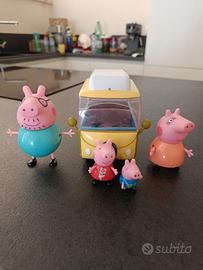 Peppa pig personaggi con auto