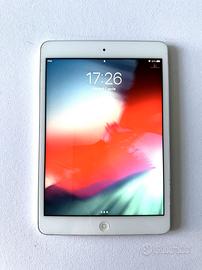 Apple iPad Mini 2 16GB Silver Wi Fi