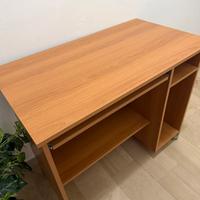 Scrivania postazione pc fisso