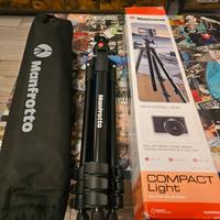 cavalletto manfrotto compact light