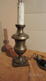 Lampada in ottone pieno