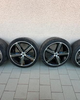 Gomme e cerchi da 18”