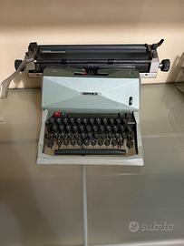 Macchina da scrivere