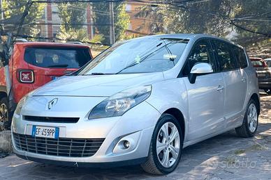 Renault Scenic Scénic 1.9 dCi 130CV Dynamique
