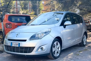 Renault Scenic Scénic 1.9 dCi 130CV Dynamique