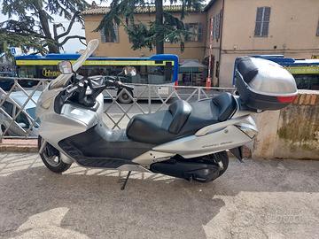  Hinda rmfunrfSILVER WINGS 600 
