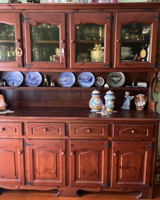 credenza  in legno massello,