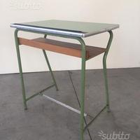 Tavolino vecchio Banco scuola