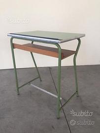 Tavolino vecchio Banco scuola