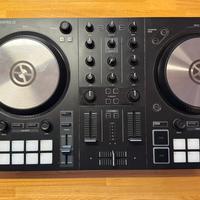 Consolle Traktor S2 Mk3 con borsa UDG