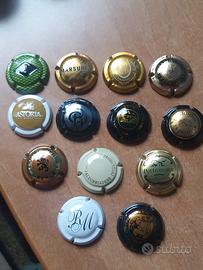  13 capsule di spumante e champagne
