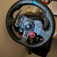 Simulatore logitech g29 con pedali