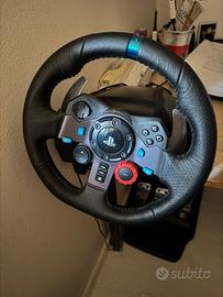 Simulatore logitech g29 con pedali