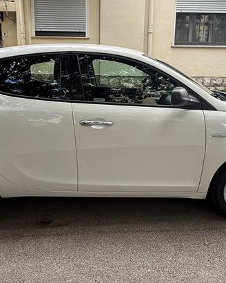 LANCIA Y 2016 13 MTJ 95 cavalli