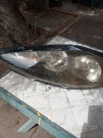 Faro Ford Fiesta tdci 2012 lato guida