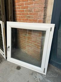 Finestra pvc