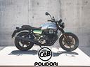 moto-guzzi-v7-850-stone-centenario