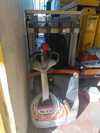 carrello sollevatore a colonna 