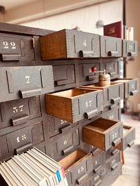 Cassettiera militare anni 40
