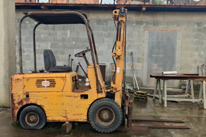 Carrello elevatore OM